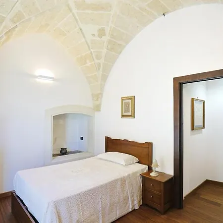 Dei Cento Pini Willa Monteroni di Lecce